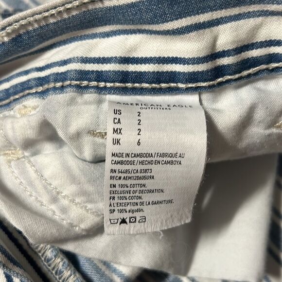 AMERICAN EAGLE Striped Mom Shorts - Picture 4 of 9